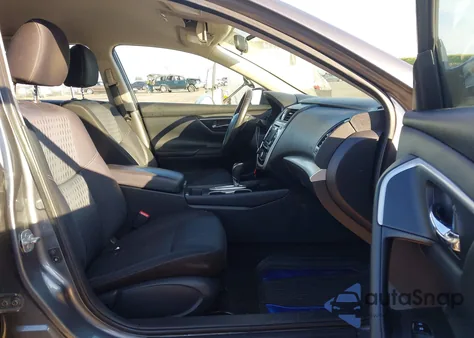 2018 Nissan Altima 2.5 Sv z USA, uszkodzony, nr VIN 1N4AL3AP0JC197055